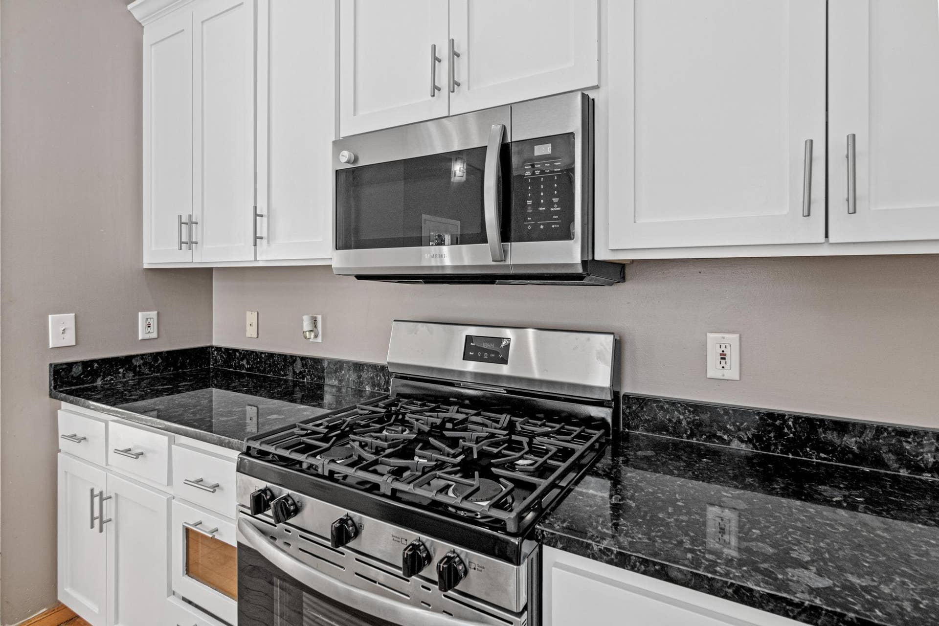 2417 87th Trail N, Brooklyn Park, MN 55443 2417 87th Trail N-12.jpg