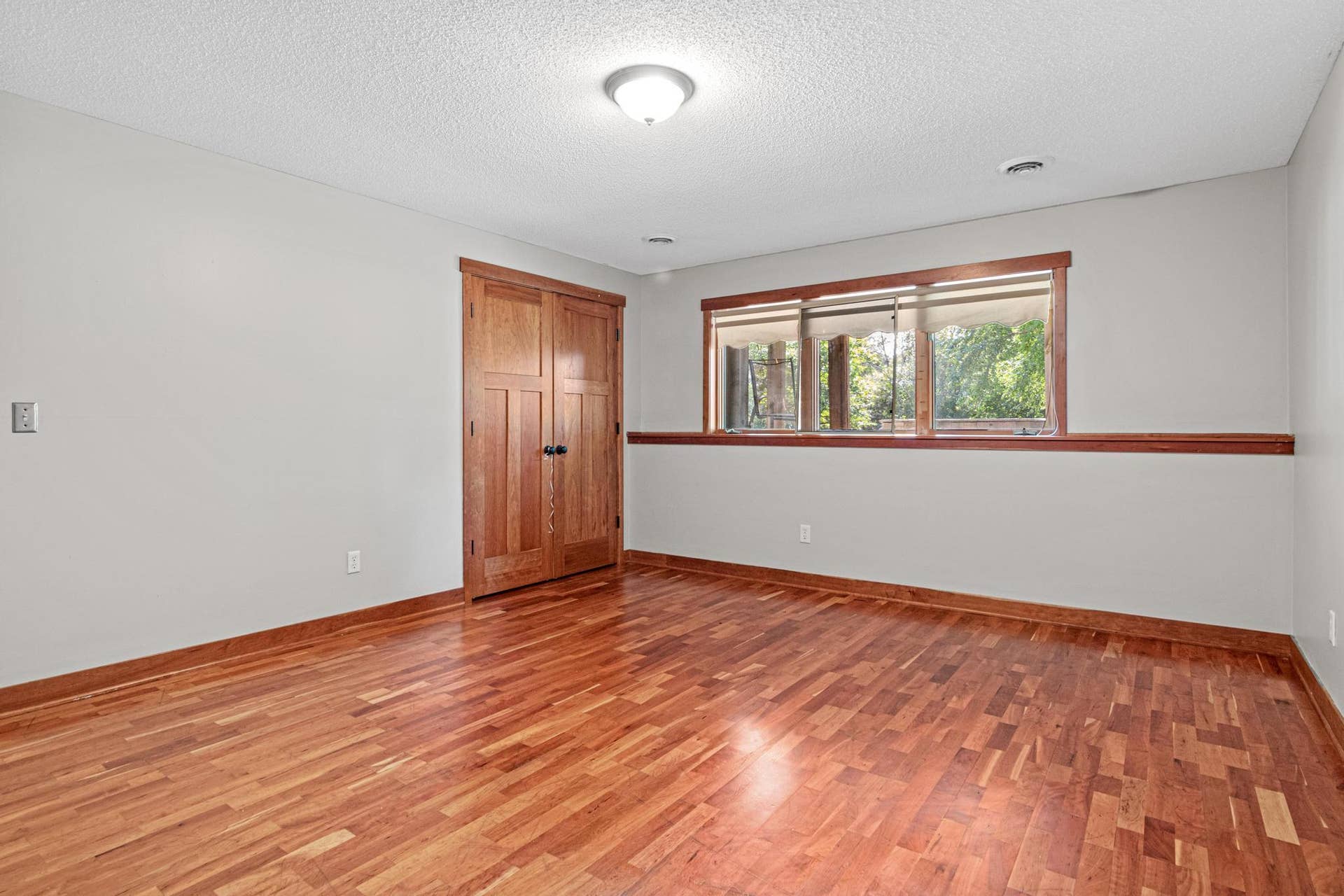 2417 87th Trail N, Brooklyn Park, MN 55443 2417 87th Trail N-23.jpg