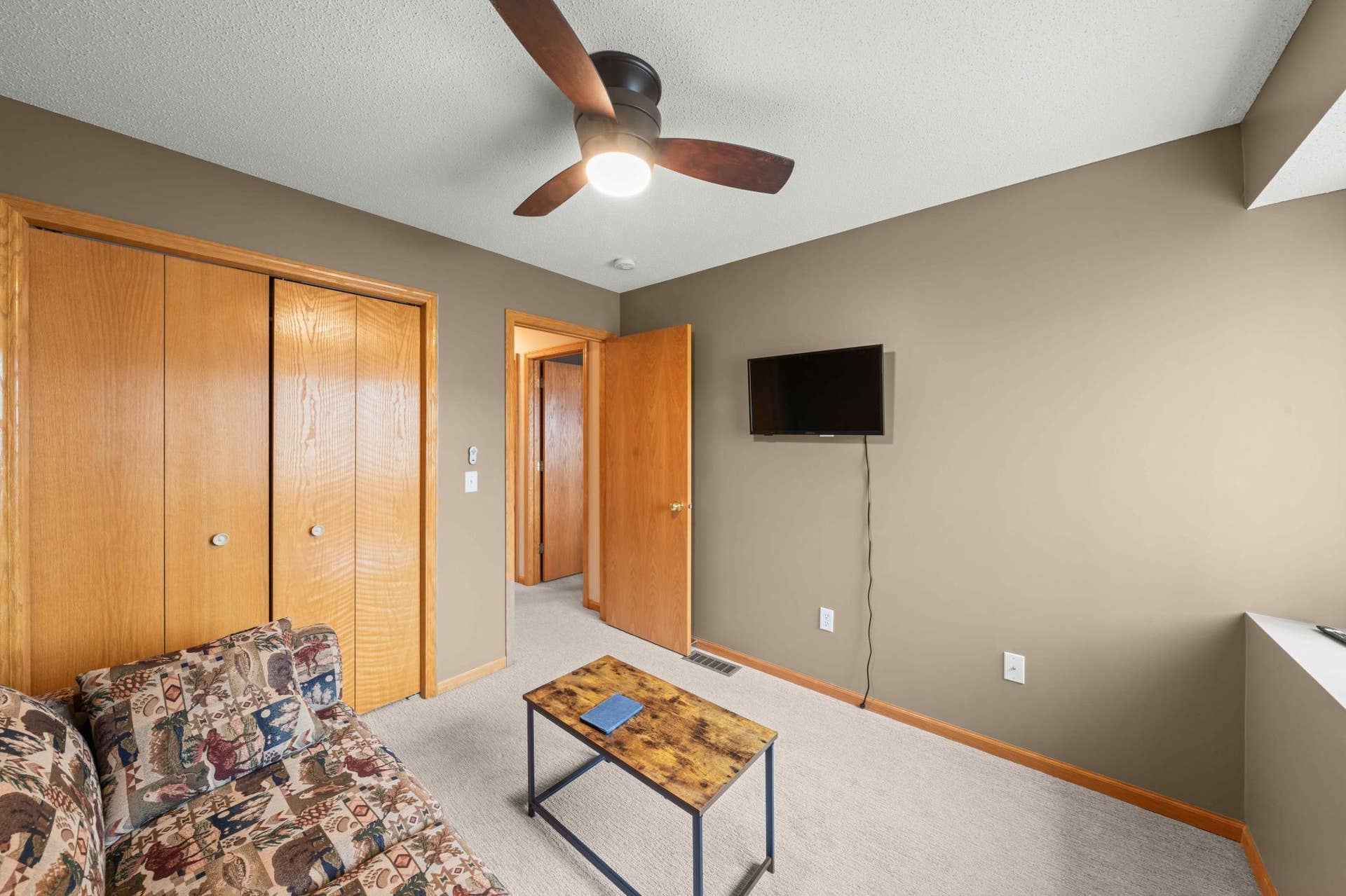 4919 132nd Way N, Hugo, MN 55038 Bedroom 2 v2.jpg