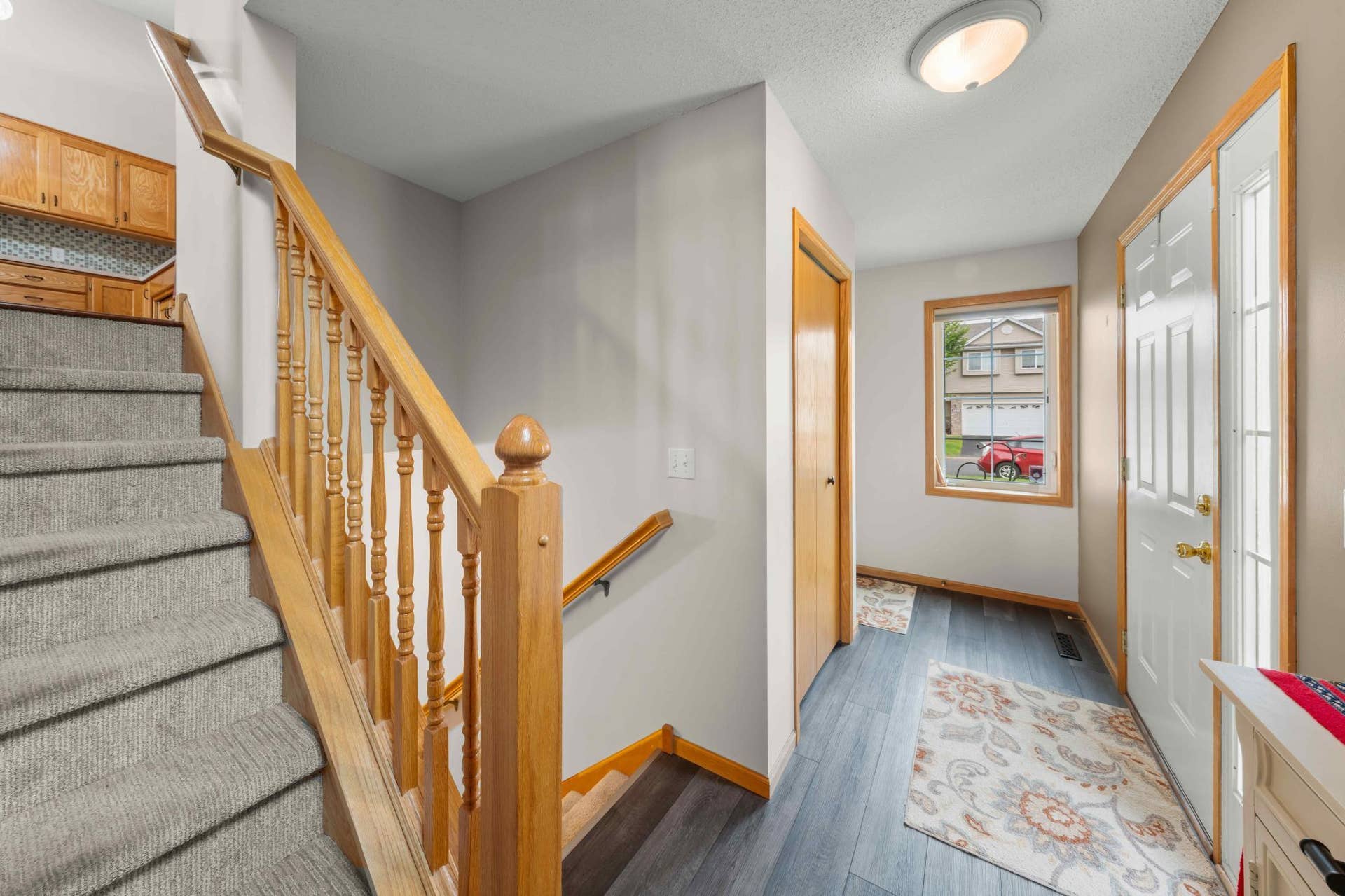 4919 132nd Way N, Hugo, MN 55038 Entry.jpg