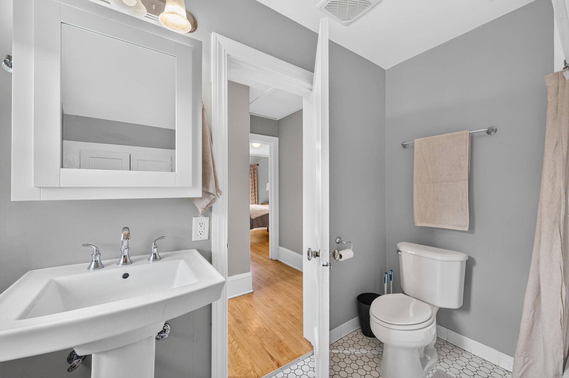 1439 Stanford Avenue, 95, Saint Paul, MN 55105 1439 Stanford Avenue, 95, Saint Paul, MN 55105