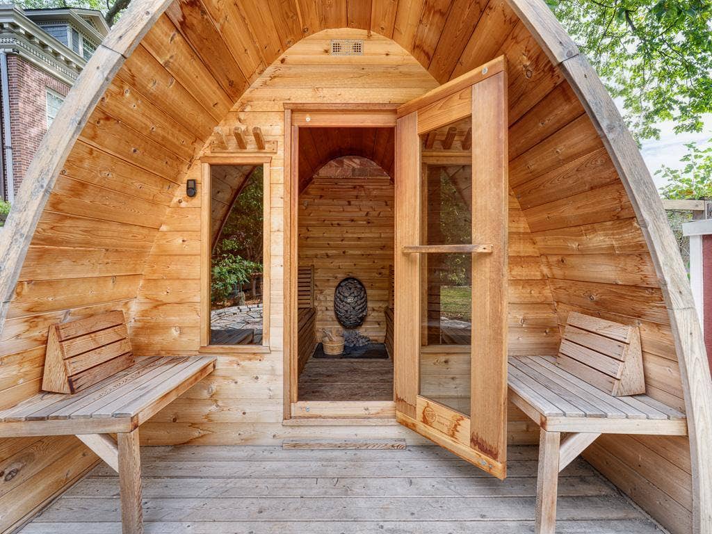 754 Linwood Avenue, 100, Saint Paul, MN 55105 14 - Sauna fits 6 people.