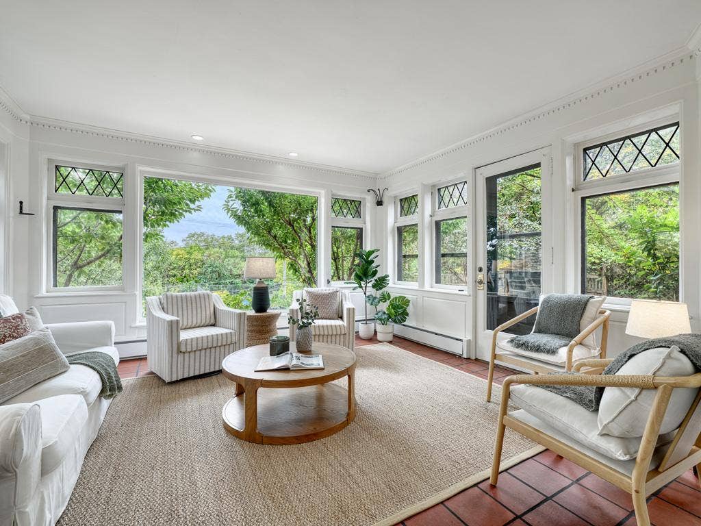 754 Linwood Avenue, 100, Saint Paul, MN 55105 23 - Sunroom.jpg