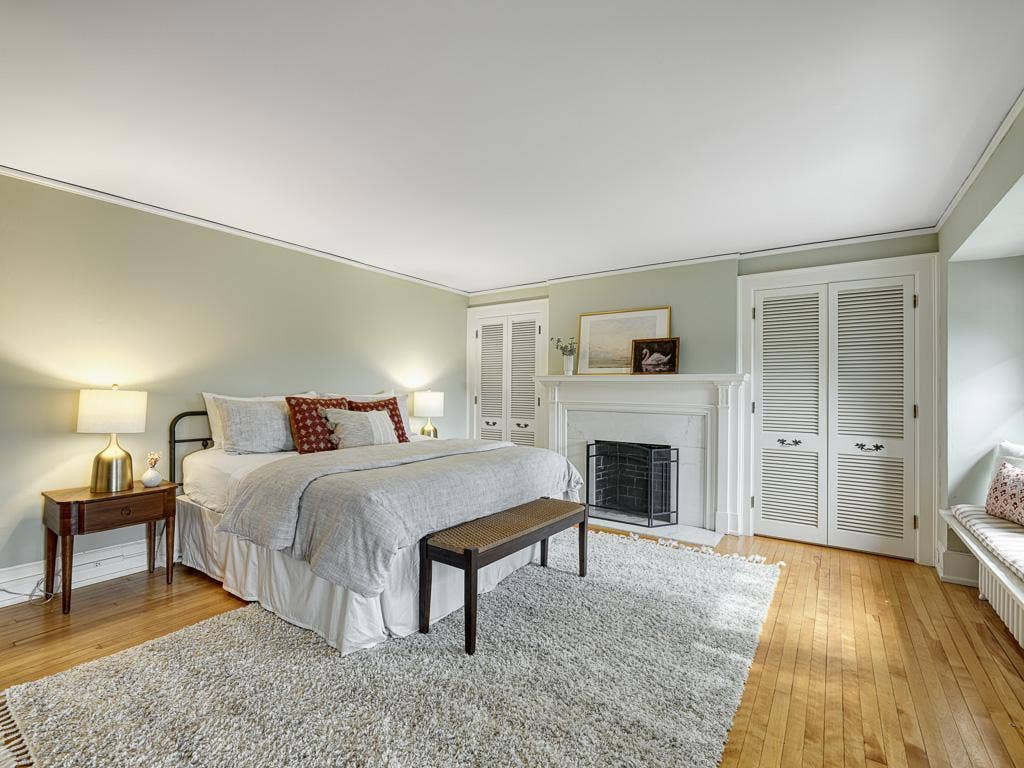 754 Linwood Avenue, 100, Saint Paul, MN 55105 26 - Primary Bedroom.jpg