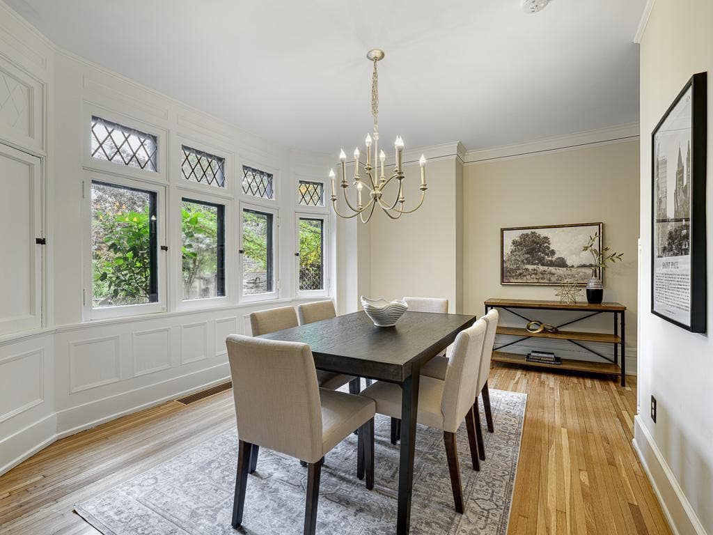 754 Linwood Avenue, 100, Saint Paul, MN 55105 14 - Dining Room.jpg