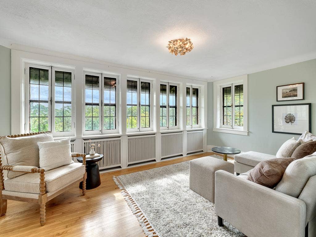 754 Linwood Avenue, 100, Saint Paul, MN 55105 29 - Primary Bedroom Sitting Room.jpg