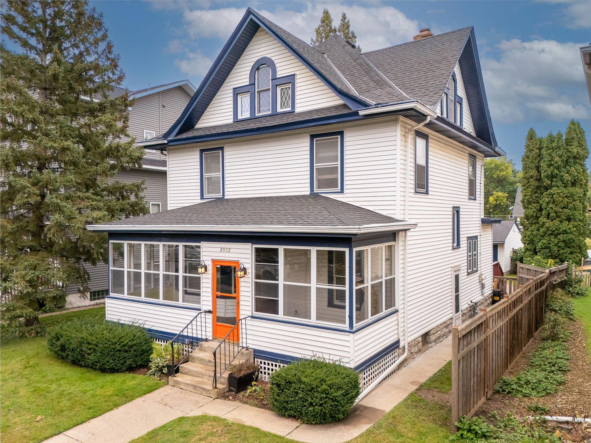 2012 Selby Avenue, 96, Saint Paul, MN 55104