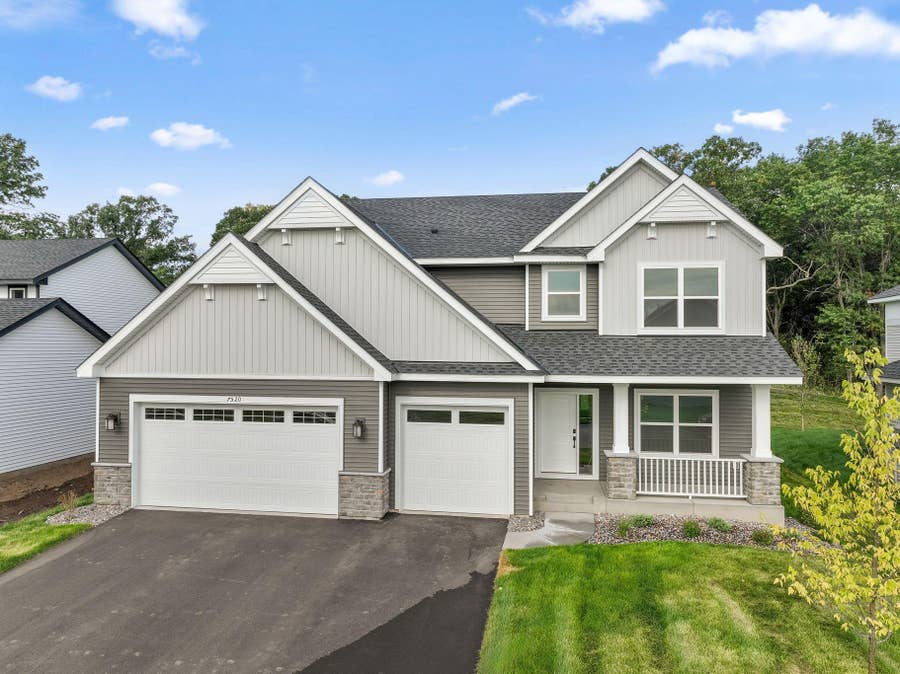Property photo for 7520 Upper 42nd Street N, Oakdale, MN