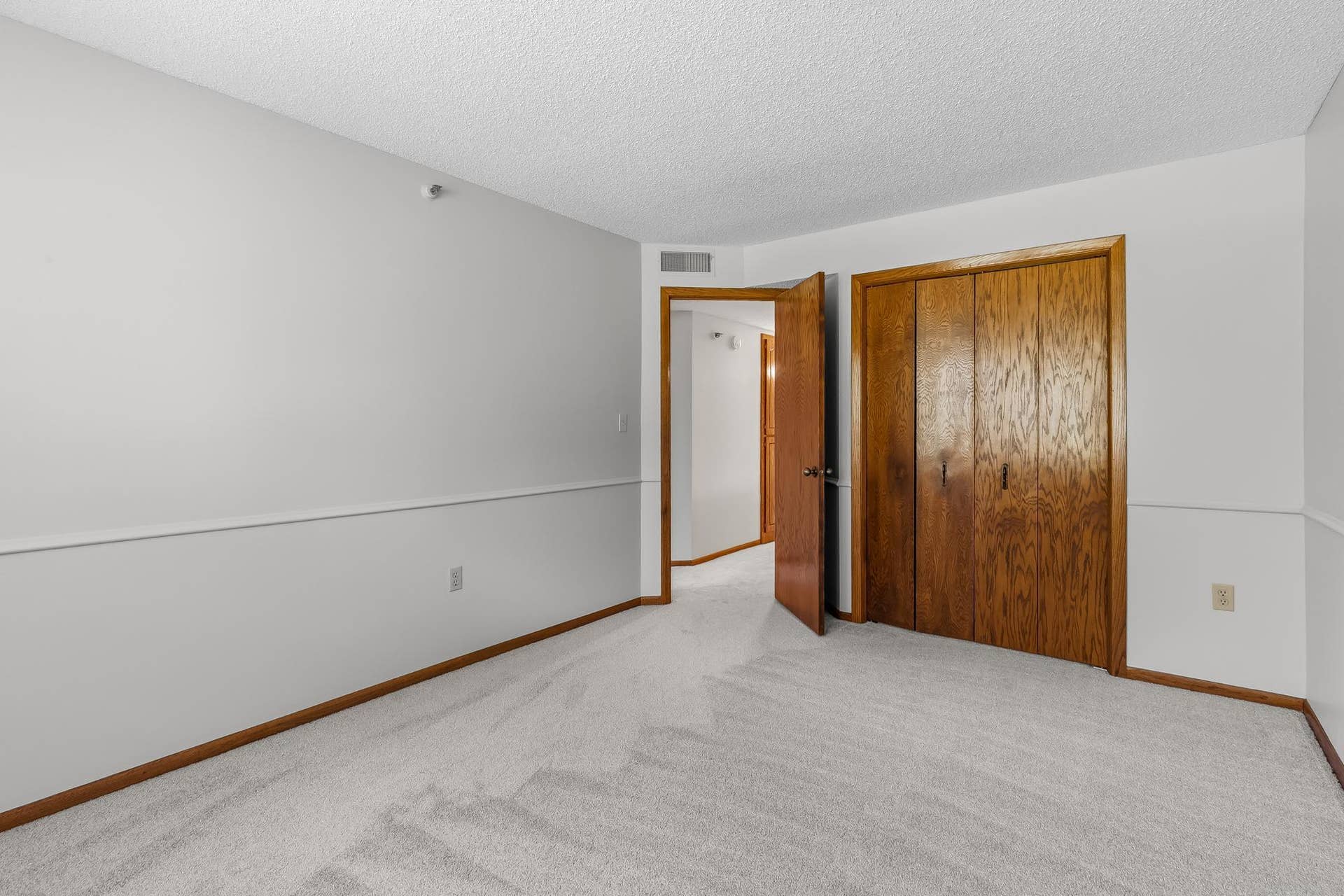 3150 Glen Oaks Avenue, #108A, White Bear Lake, MN 55110 Glen.Oaks (27).jpg