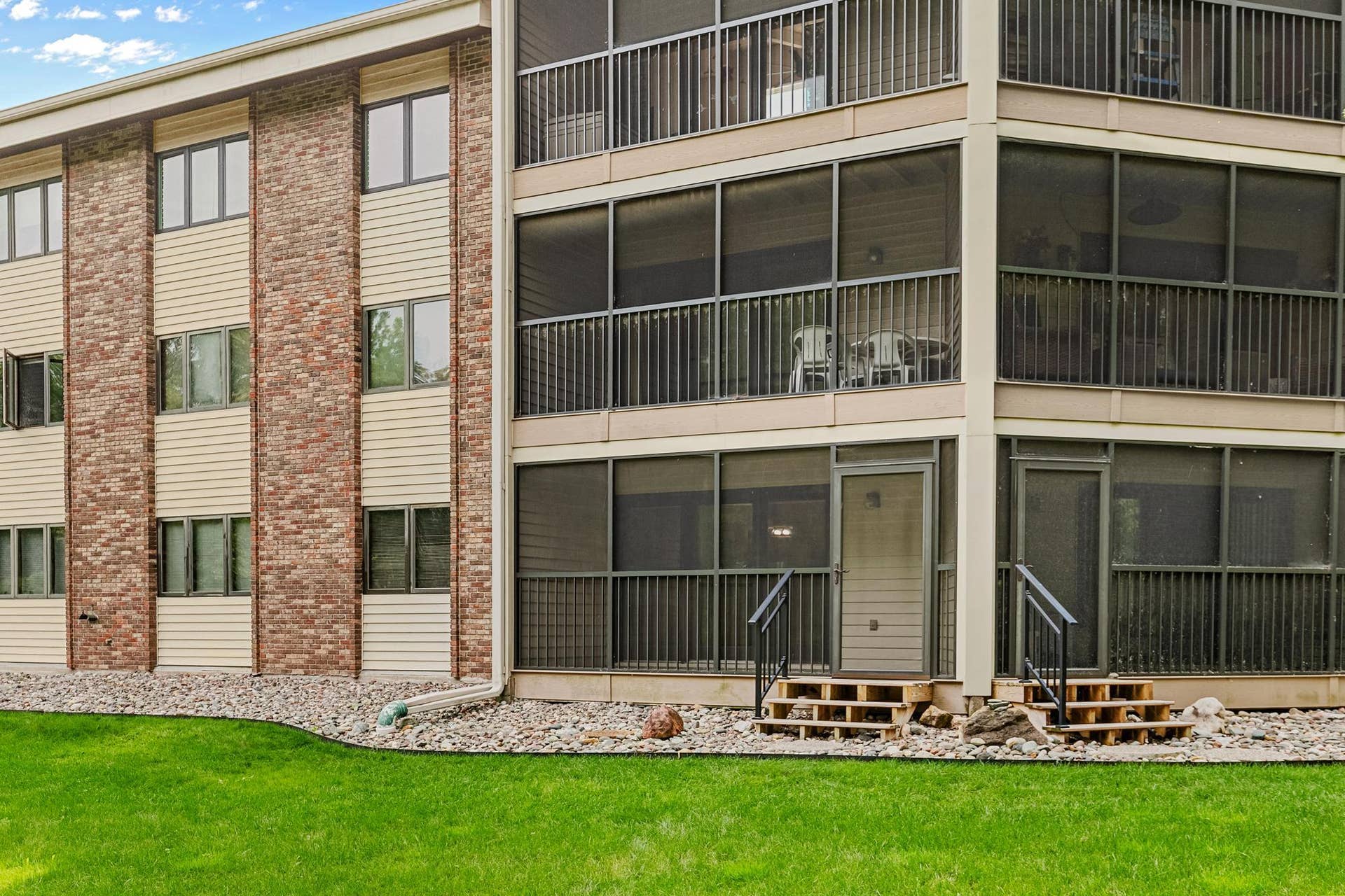 3150 Glen Oaks Avenue, #108A, White Bear Lake, MN 55110 Glen.Oaks (9).jpg