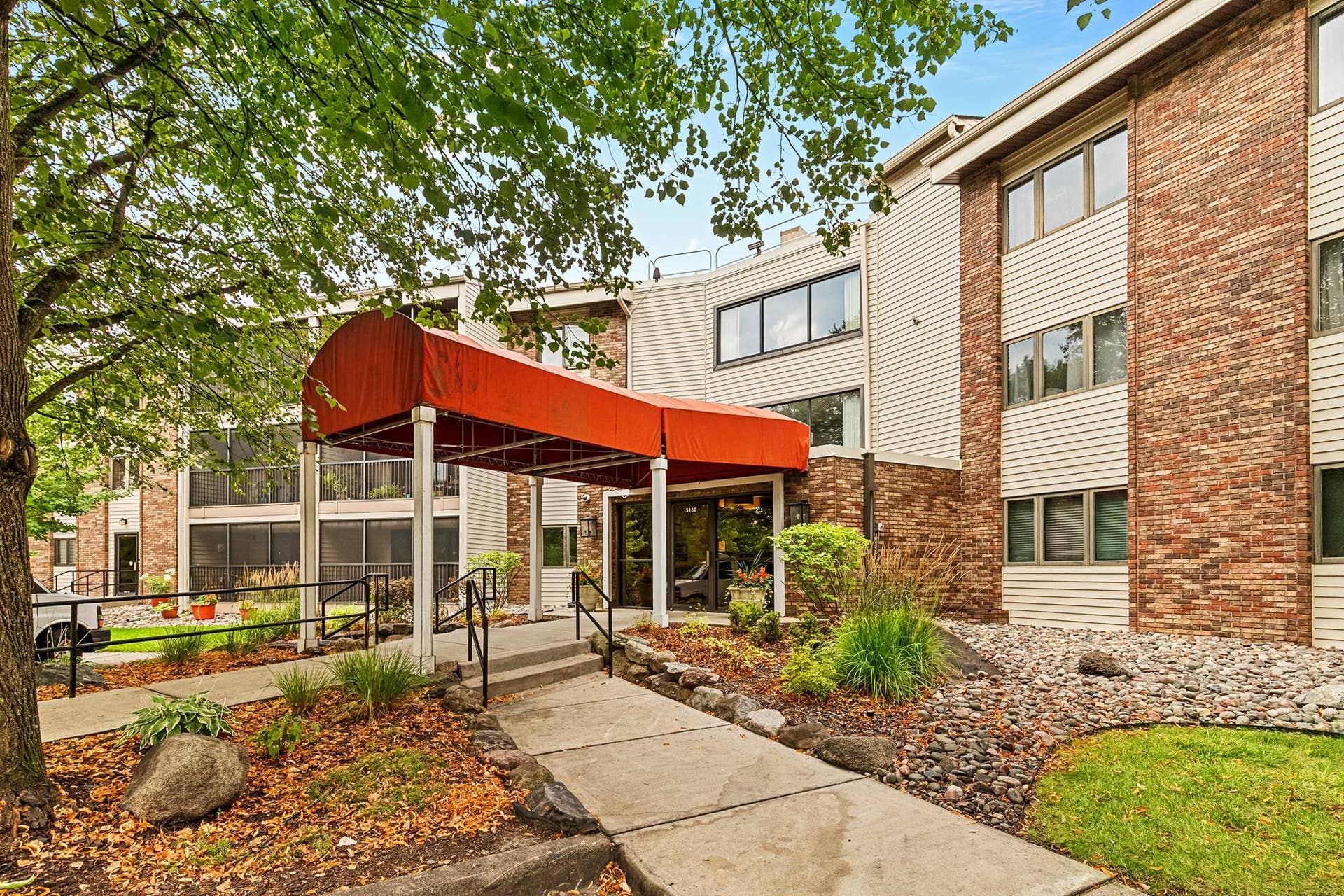 3150 Glen Oaks Avenue, #108A, White Bear Lake, MN 55110 Glen.Oaks (1).jpg
