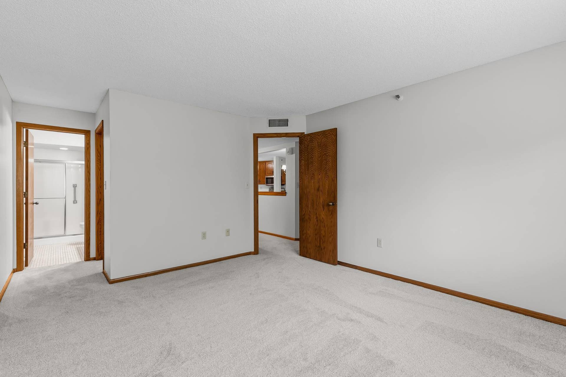 3150 Glen Oaks Avenue, #108A, White Bear Lake, MN 55110 Glen.Oaks (29).jpg