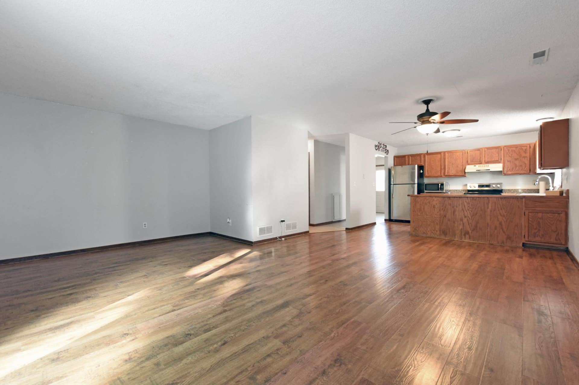 6781 Sherwood Road, Woodbury, MN 55125 6781 Sherwood 09.jpg