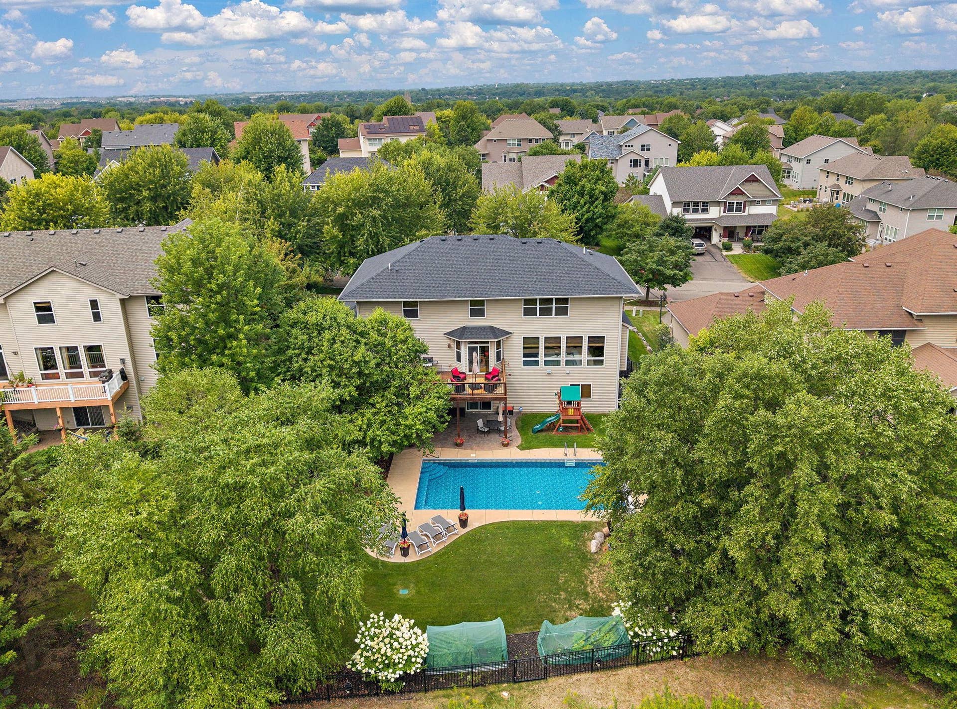 10742 Maple Boulevard, Woodbury, MN 55129 54-web-or-mls-UAV Vision Media (28).jpg
