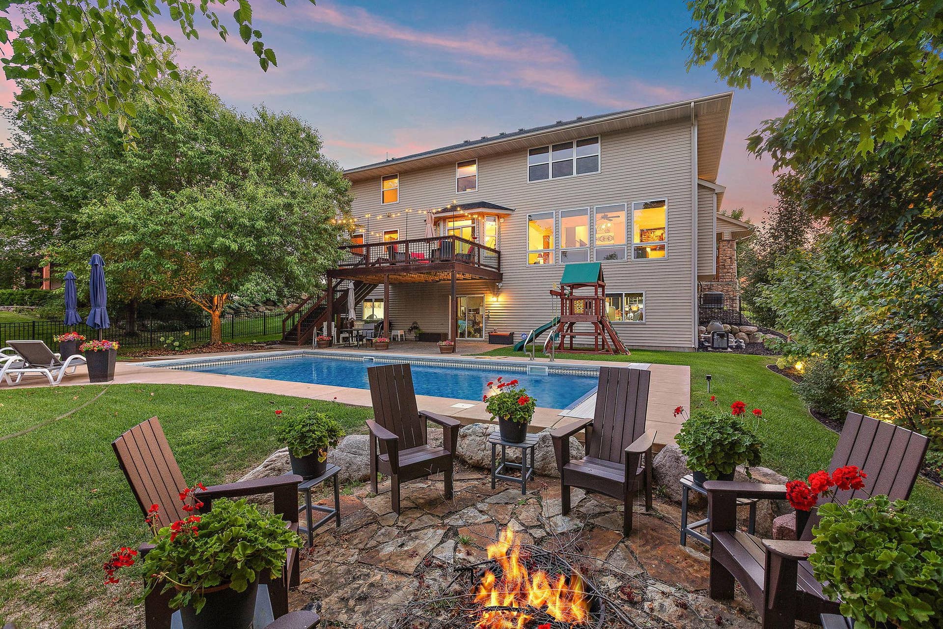 10742 Maple Boulevard, Woodbury, MN 55129 7-web-or-mls-UAV Vision Media (42).jpg