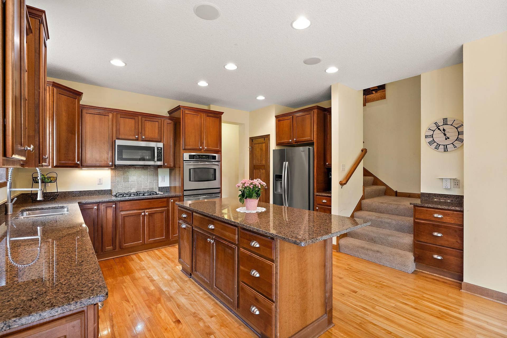 10742 Maple Boulevard, Woodbury, MN 55129 79-web-or-mls-UAV Vision Media (77).jpg