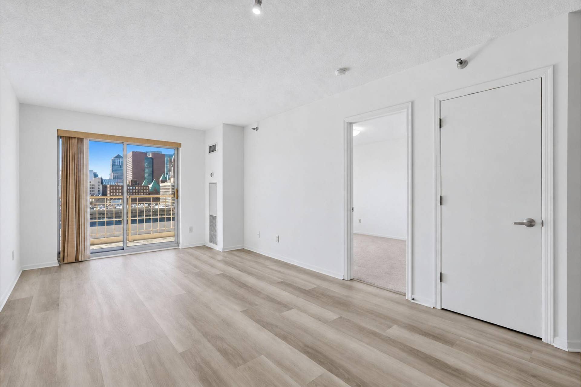 401 S 1st Street, #1103, 19, Minneapolis, MN 55401 401 S 1st Street, #1103, 19, Minneapolis, MN 55401