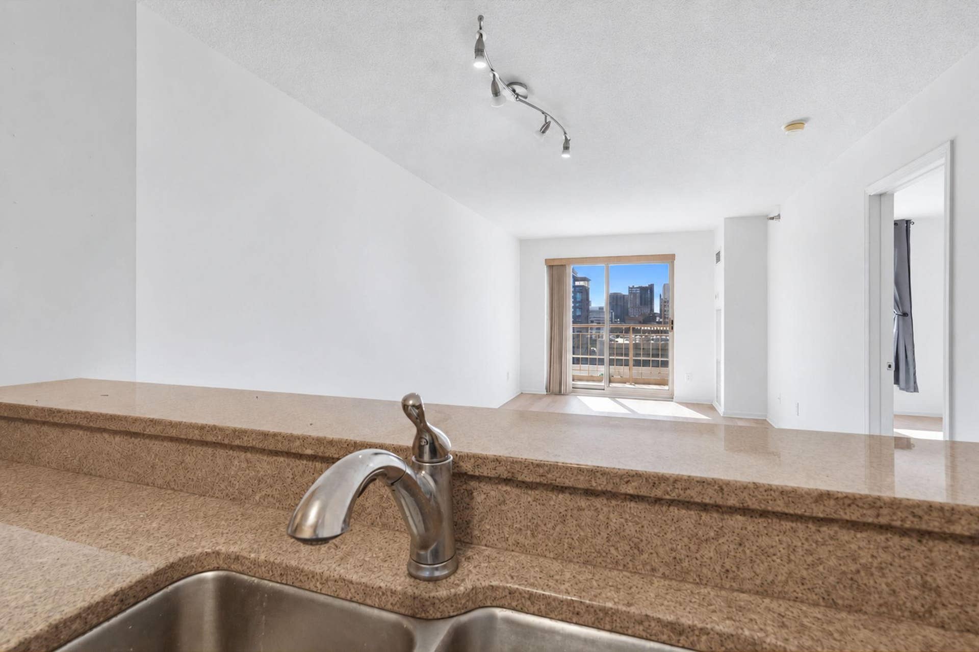 401 S 1st Street, #1103, 19, Minneapolis, MN 55401 401 S 1st Street, #1103, 19, Minneapolis, MN 55401