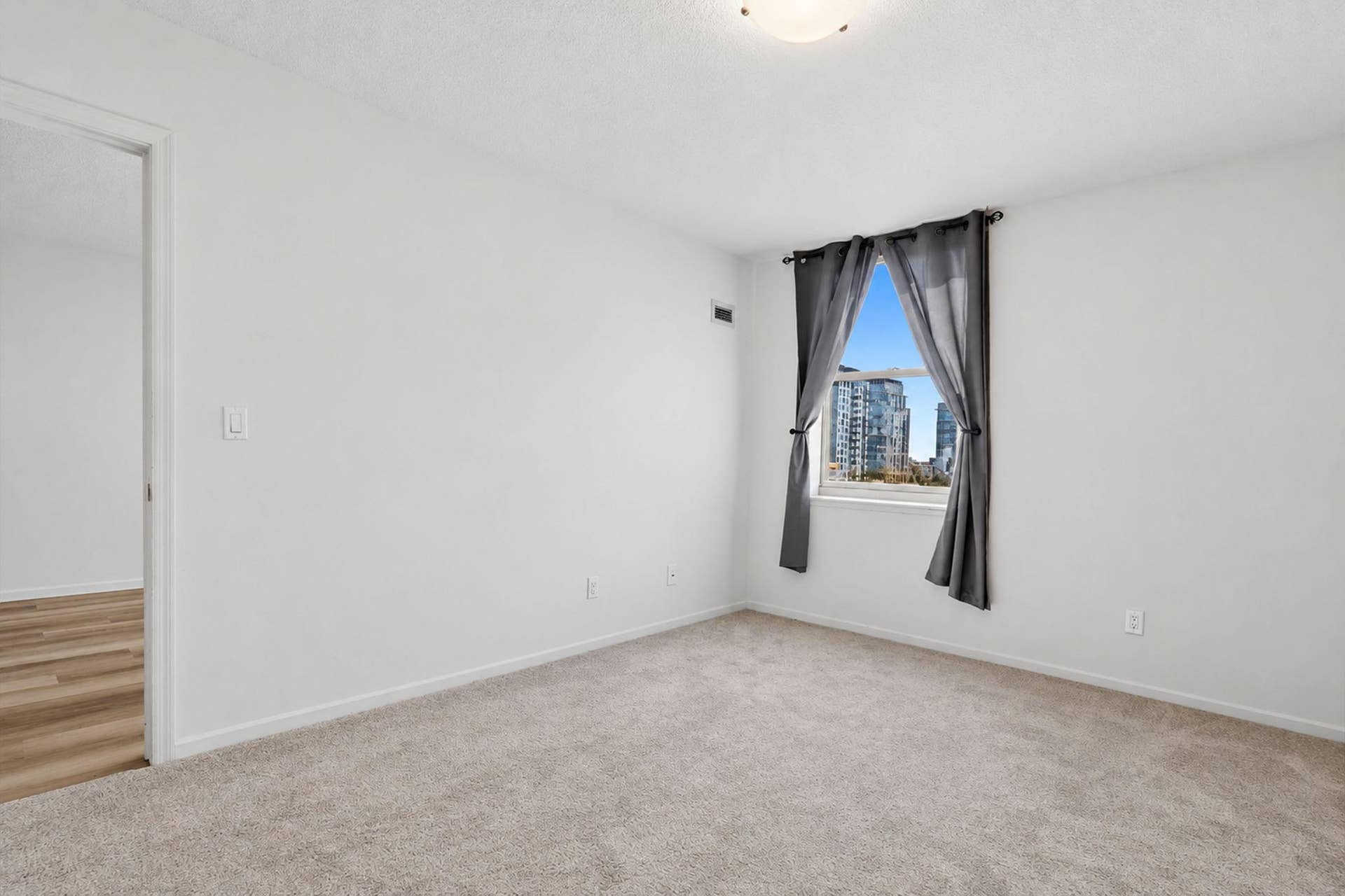 401 S 1st Street, #1103, 19, Minneapolis, MN 55401 Bedroom