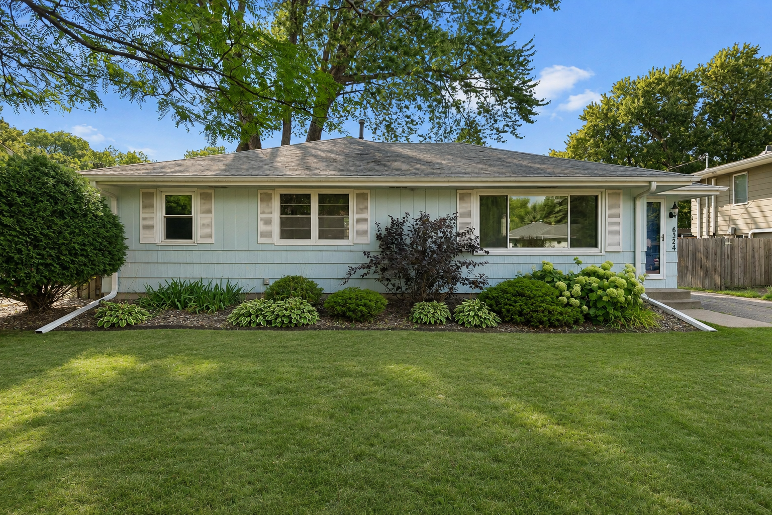 6324 Rolf Avenue, Edina, MN 55439 Welcome to 6324 Rolf Ave!