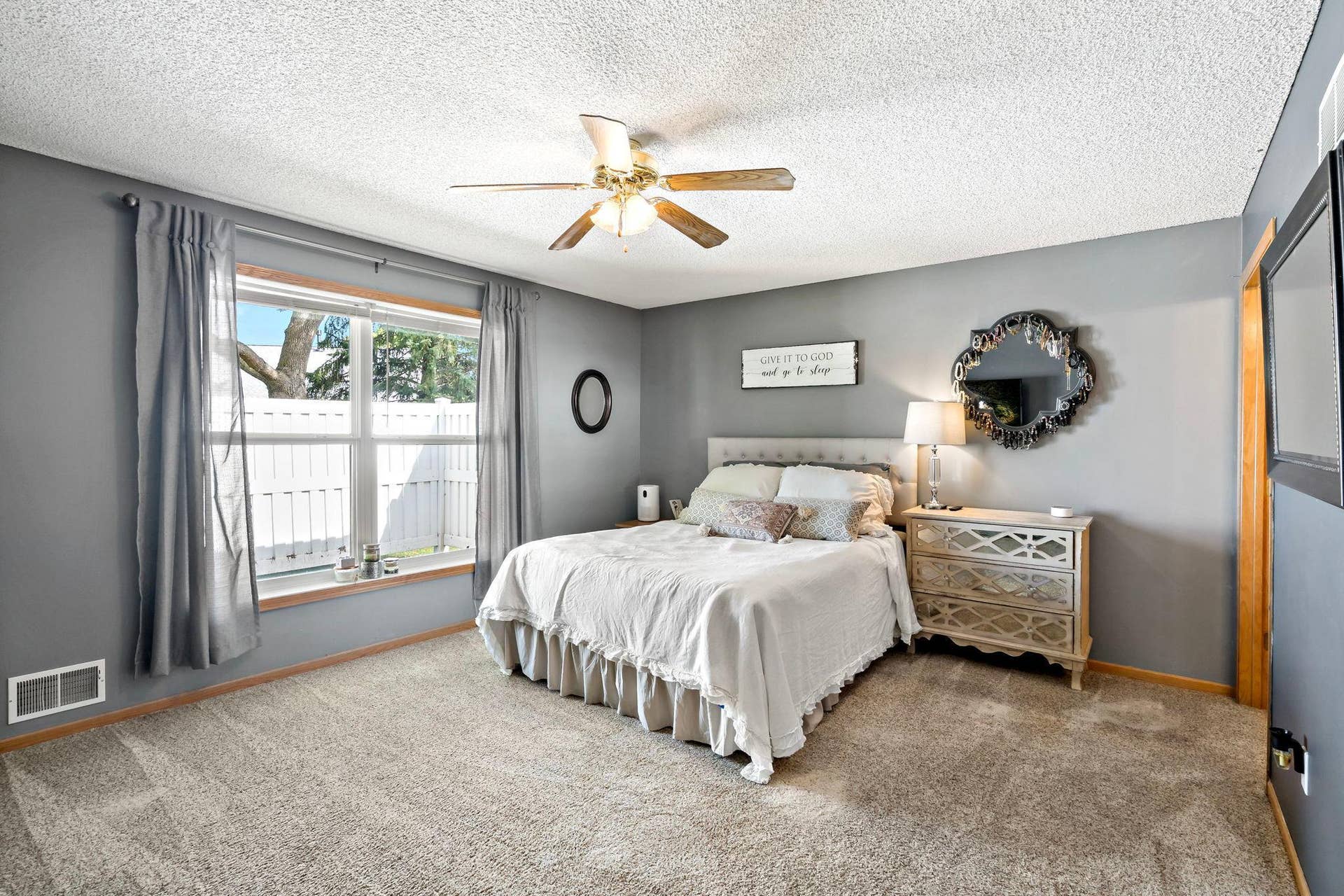 7936 Pinnacle Avenue NE, Otsego, MN 55330