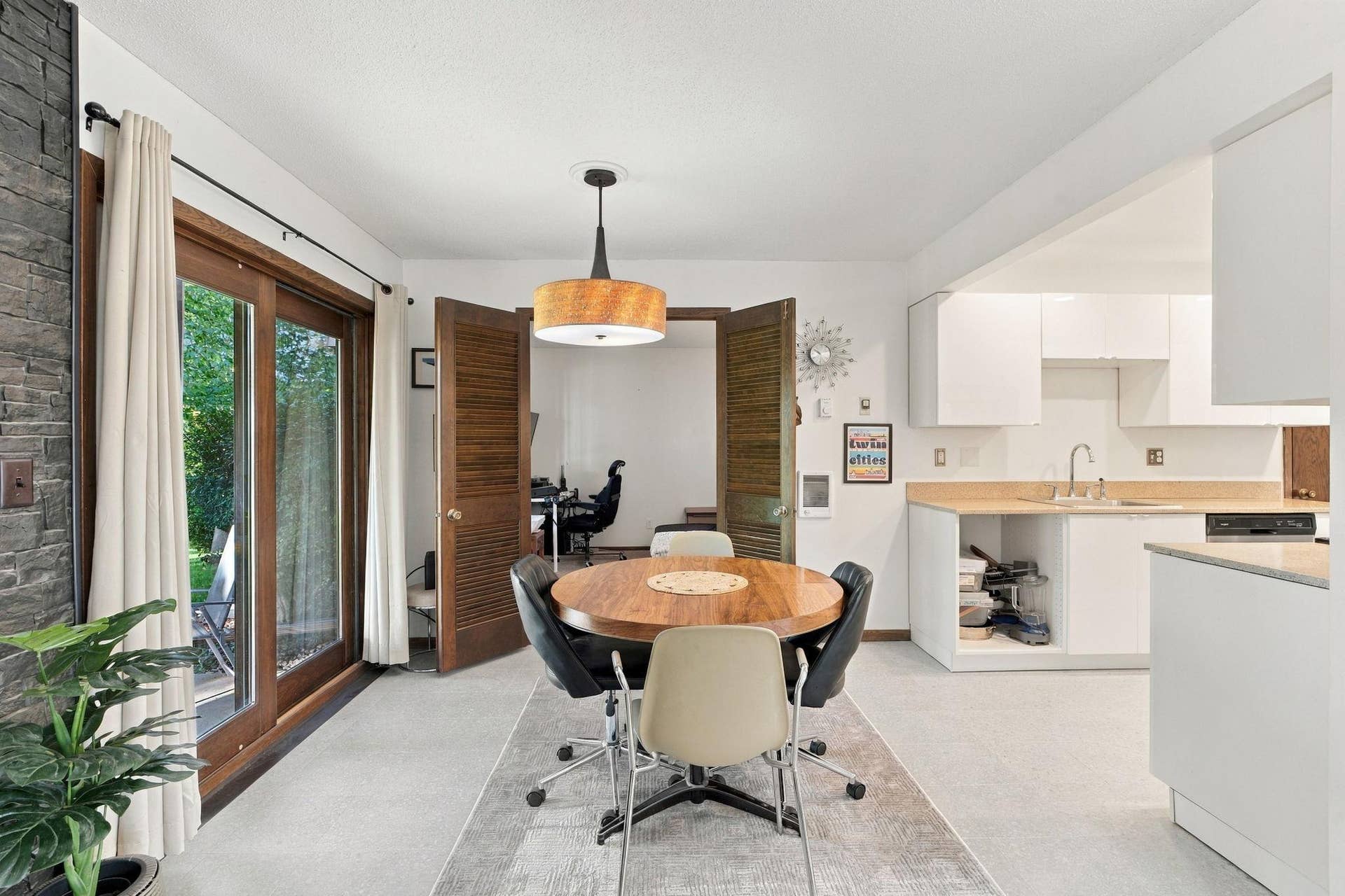 7294 Vista Court, Eden Prairie, MN 55346 Dining Area