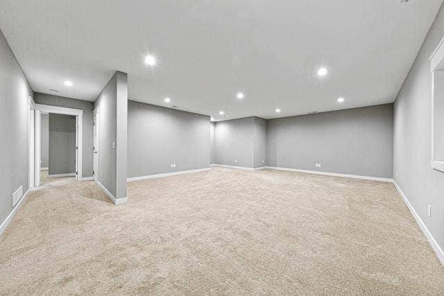 317 Oak Marsh Drive, Mankato, MN 56001 52_46 family room_lower.jpg