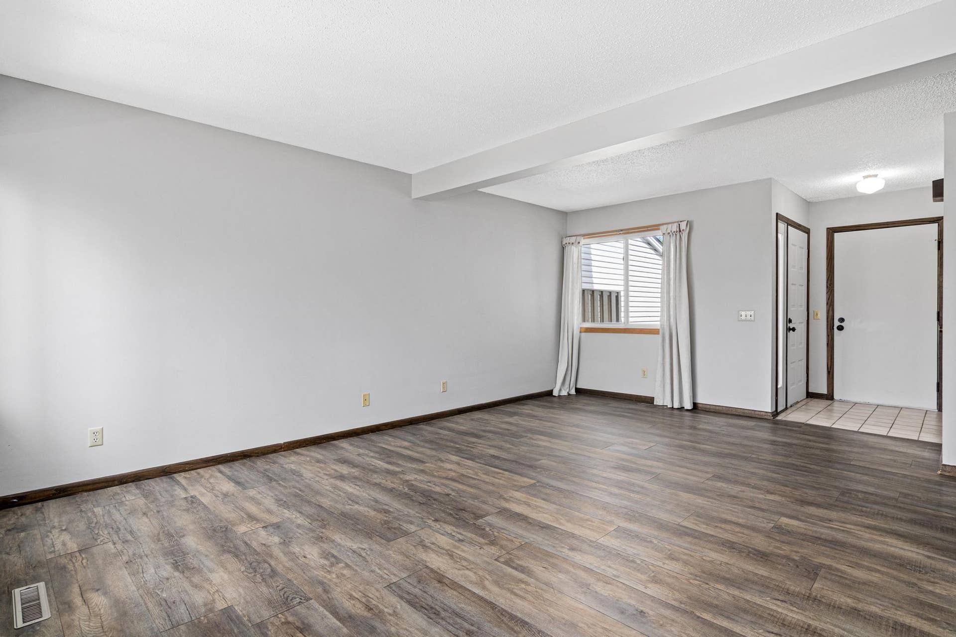 7211 Perry Court E, #0, Brooklyn Center, MN 55429 7211 Perry Ct E-8.jpg