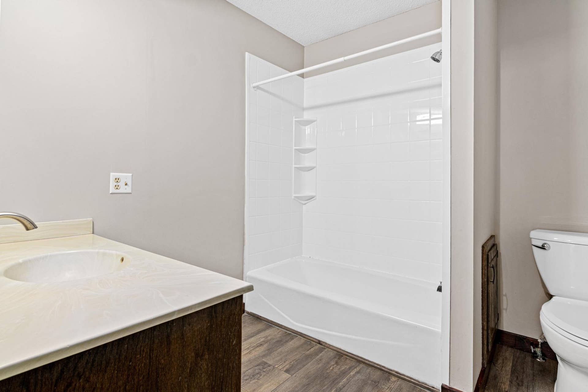 7211 Perry Court E, #0, Brooklyn Center, MN 55429 7211 Perry Ct E-14.jpg