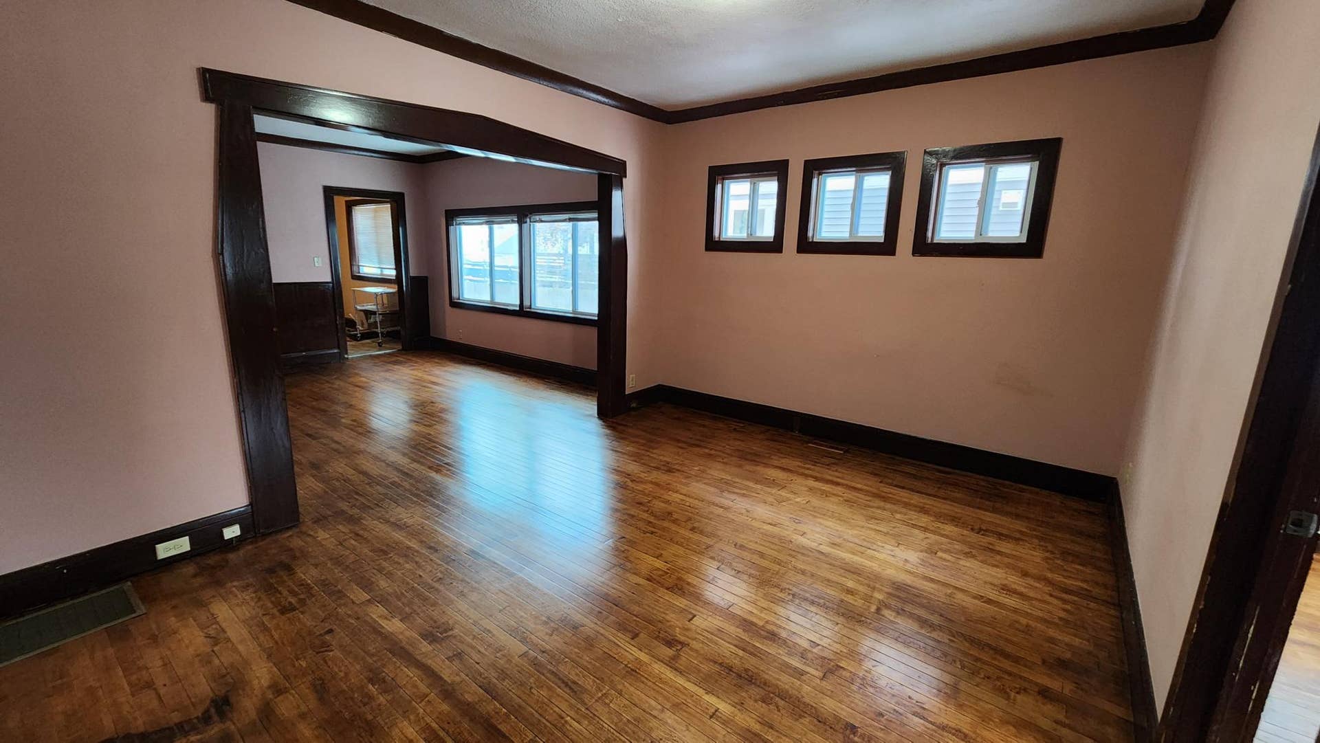 2218 4th Avenue N, 30, Minneapolis, MN 55405 20251214_153348.jpg