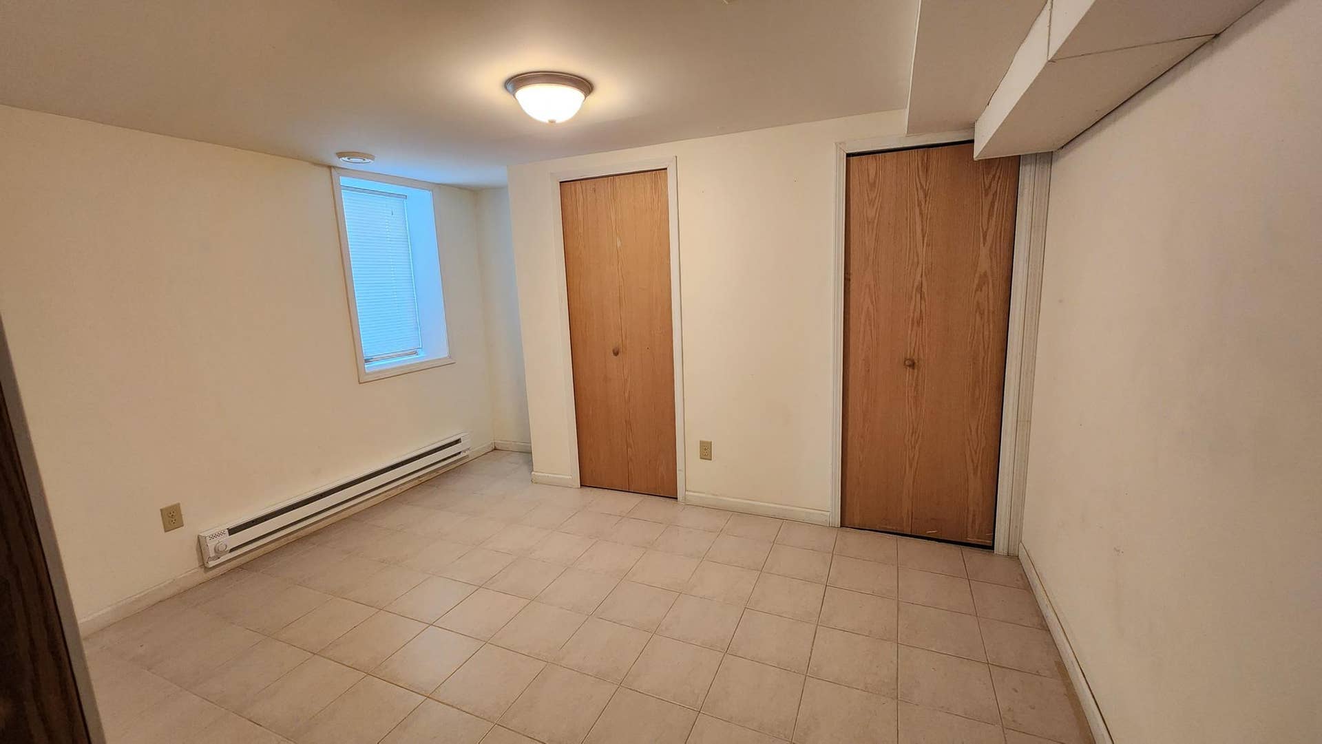 2218 4th Avenue N, 30, Minneapolis, MN 55405 20251214_134037.jpg