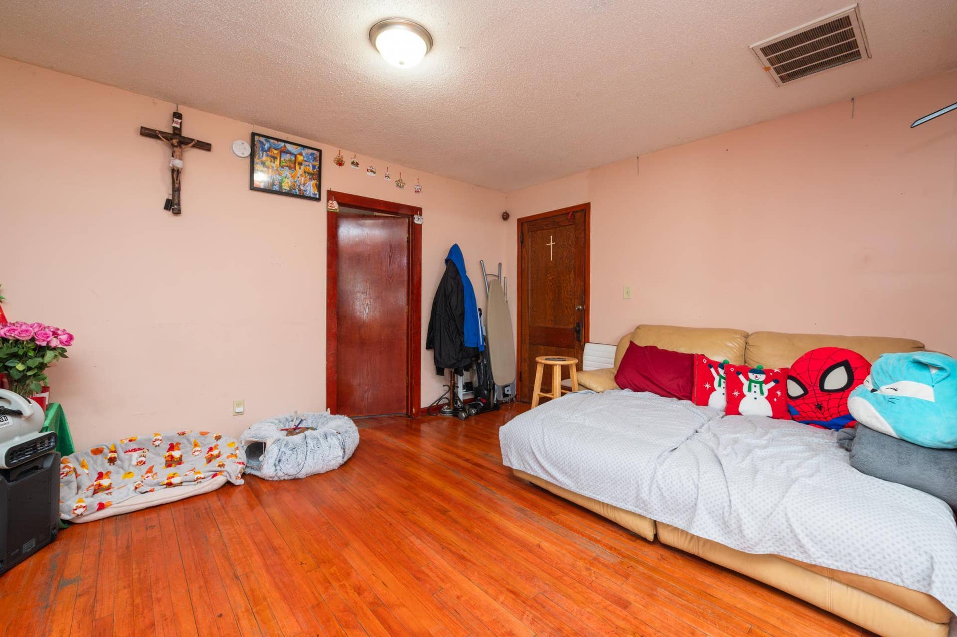 2218 4th Avenue N, 30, Minneapolis, MN 55405 toplevel-3.jpg