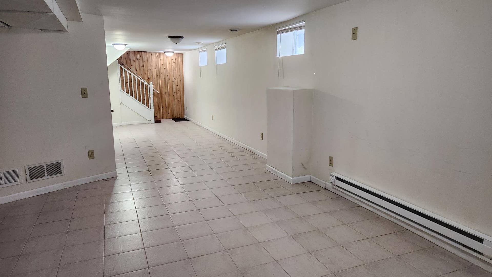 2218 4th Avenue N, 30, Minneapolis, MN 55405 20251214_134149.jpg