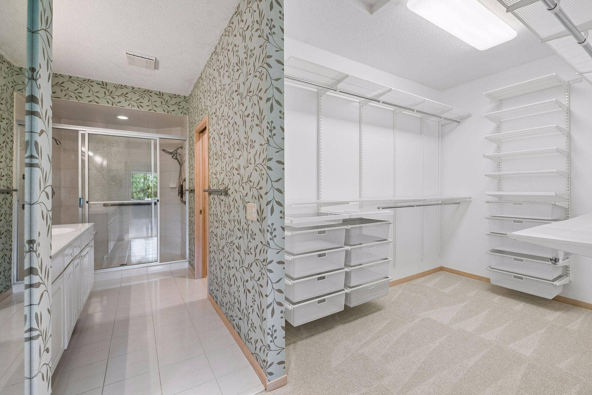 7063 Oak Pointe Curve, Bloomington, MN 55438 Loads of closet space is very accessible