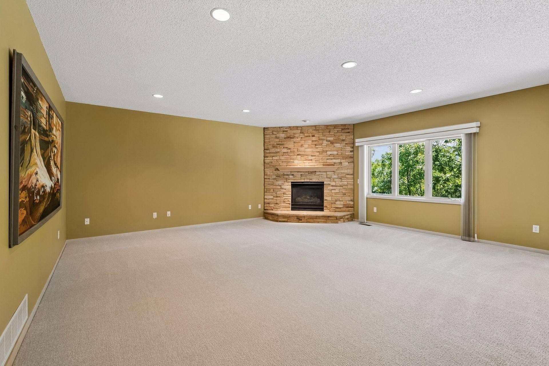 7063 Oak Pointe Curve, Bloomington, MN 55438 7063 Oak Pointe Curve, Bloomington, MN 55438