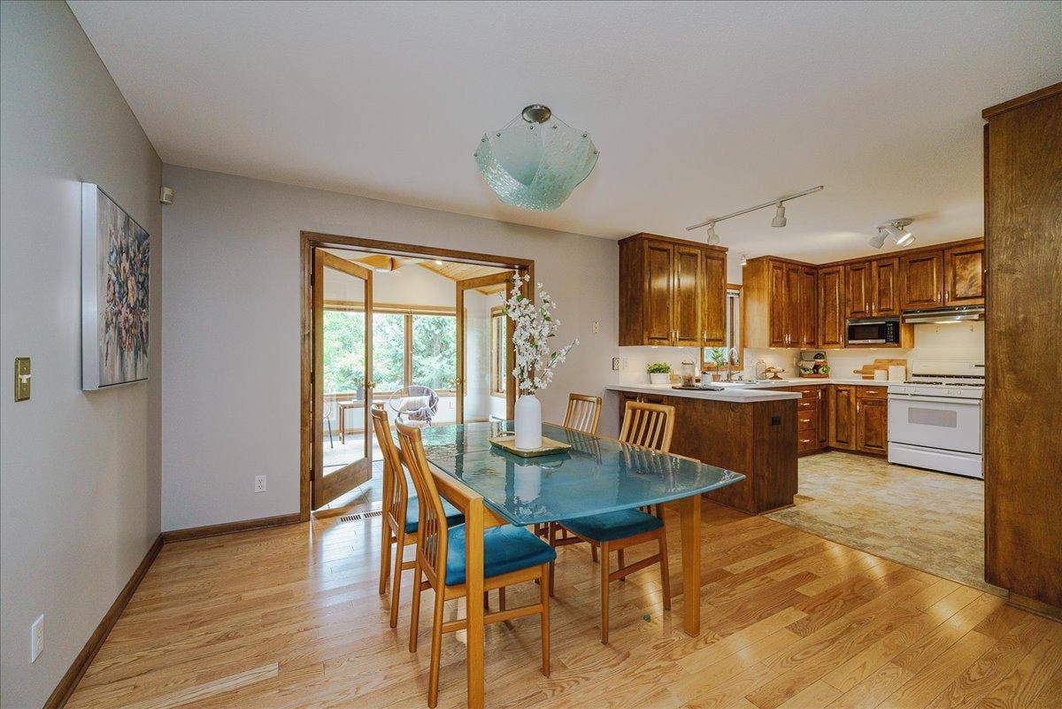 1060 Dennis Street S, Maplewood, MN 55119 10-Dining Room to Kitchen.jpg
