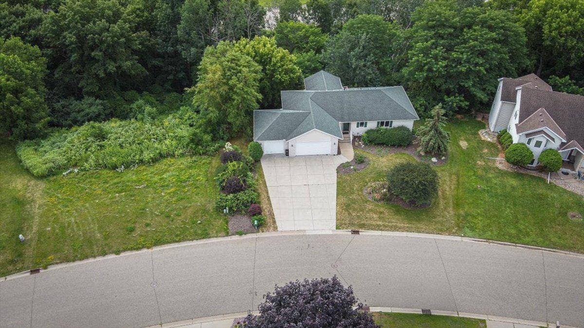1060 Dennis Street S, Maplewood, MN 55119 81-Aerial-14.jpg