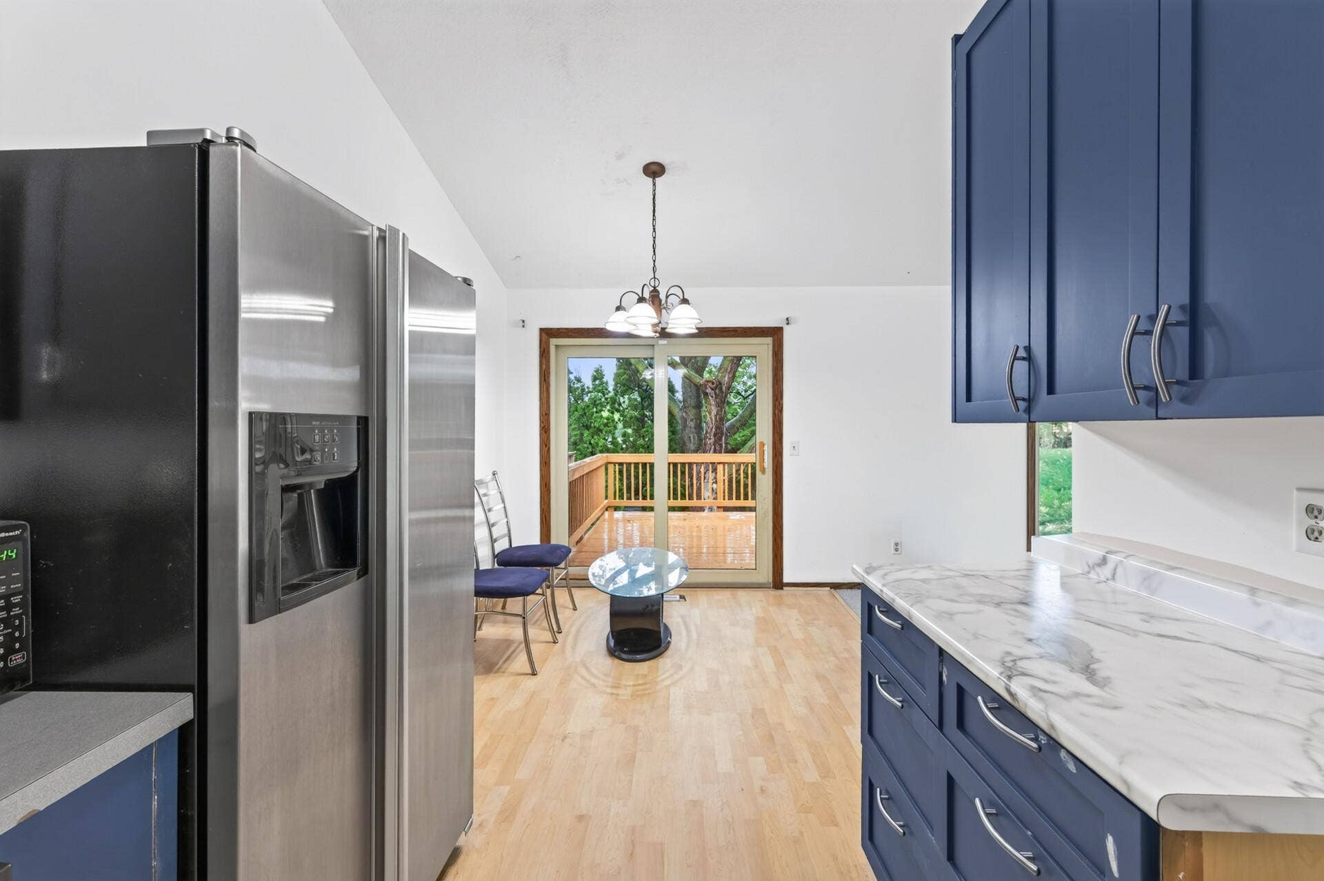 6025 79th Avenue N, Brooklyn Park, MN 55443 6025 79th Avenue N, Brooklyn Park, MN 55443