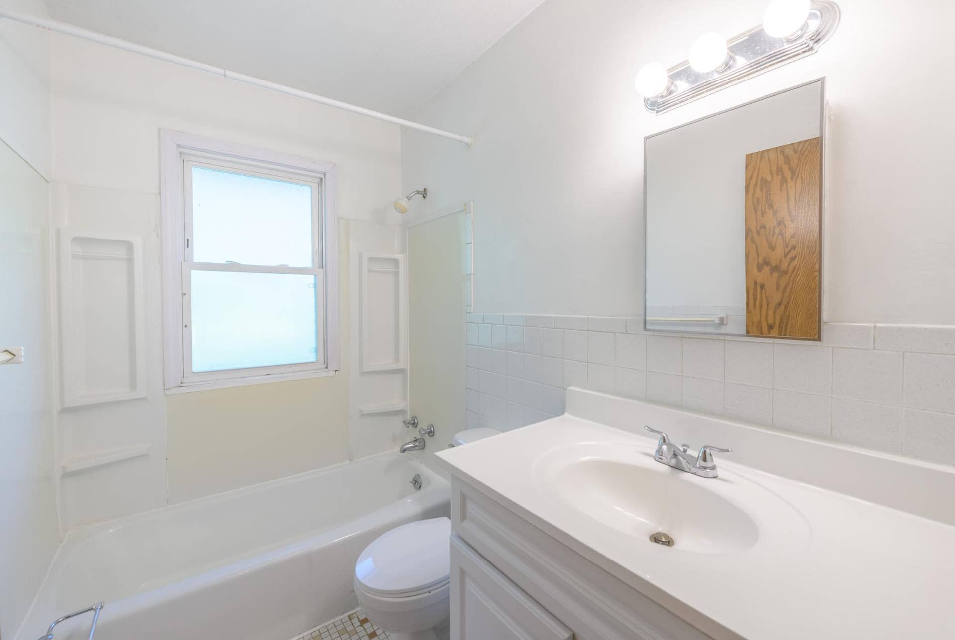 9522 Pleasant Avenue S, Bloomington, MN 55420 9524 Pleasant Ave S-WS-20210814-_CBP0502-HDR.jpg