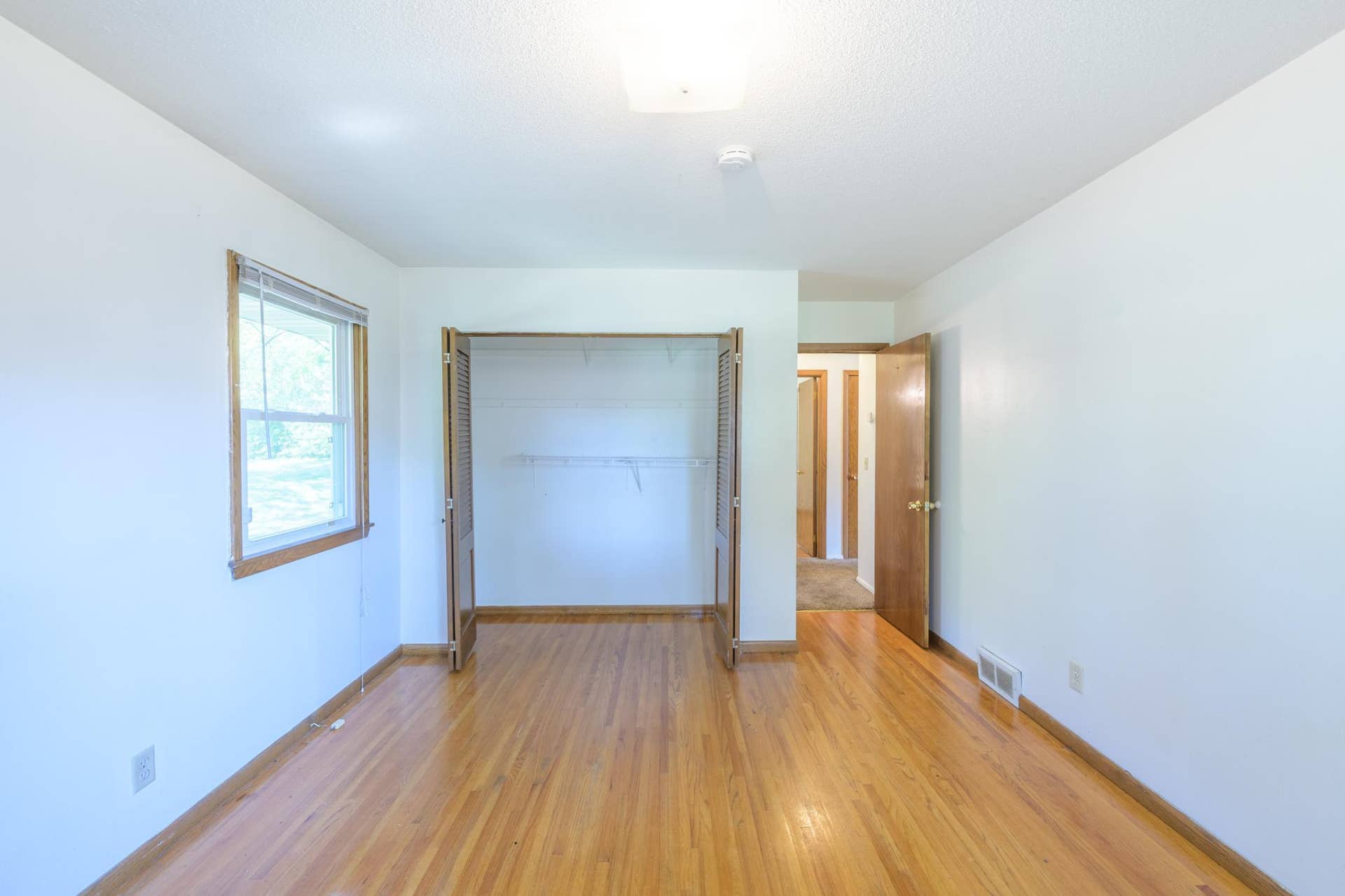 9522 Pleasant Avenue S, Bloomington, MN 55420 9524 Pleasant Ave S-WS-20210814-_CBP0499-HDR.jpg