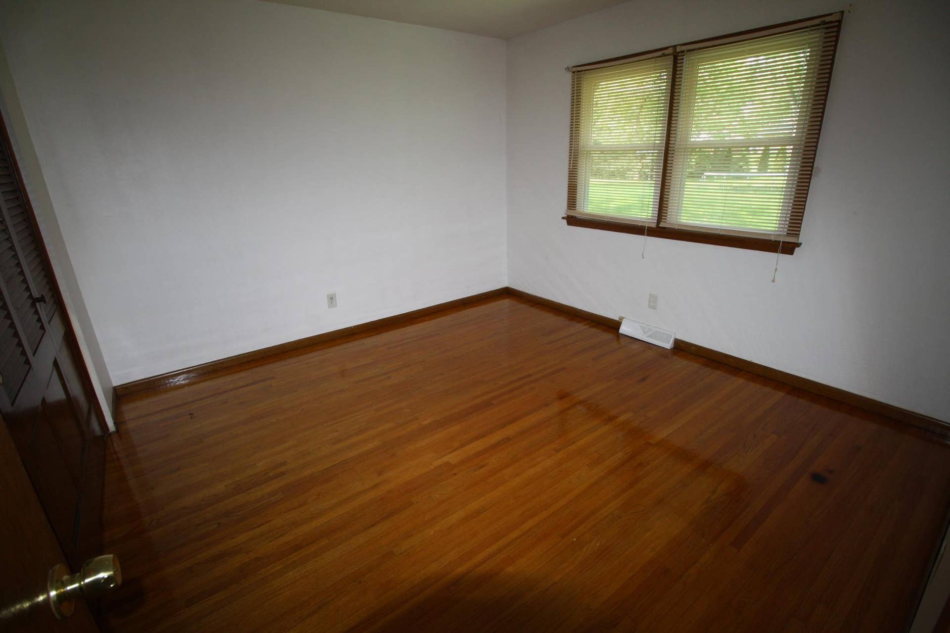 9522 Pleasant Avenue S, Bloomington, MN 55420 2015-05-27_11.37.54.jpg