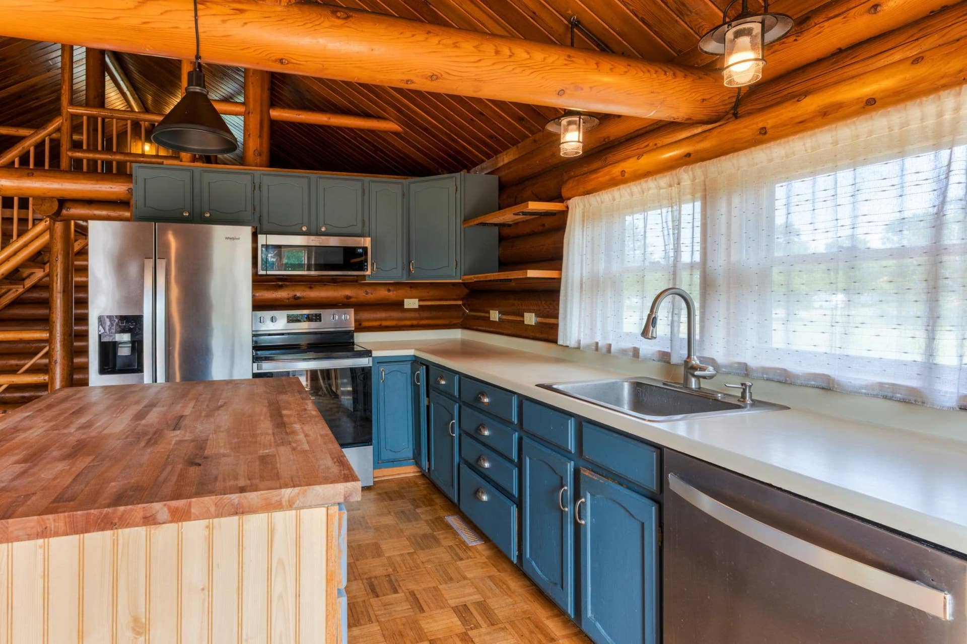 Kitchen 3.jpeg