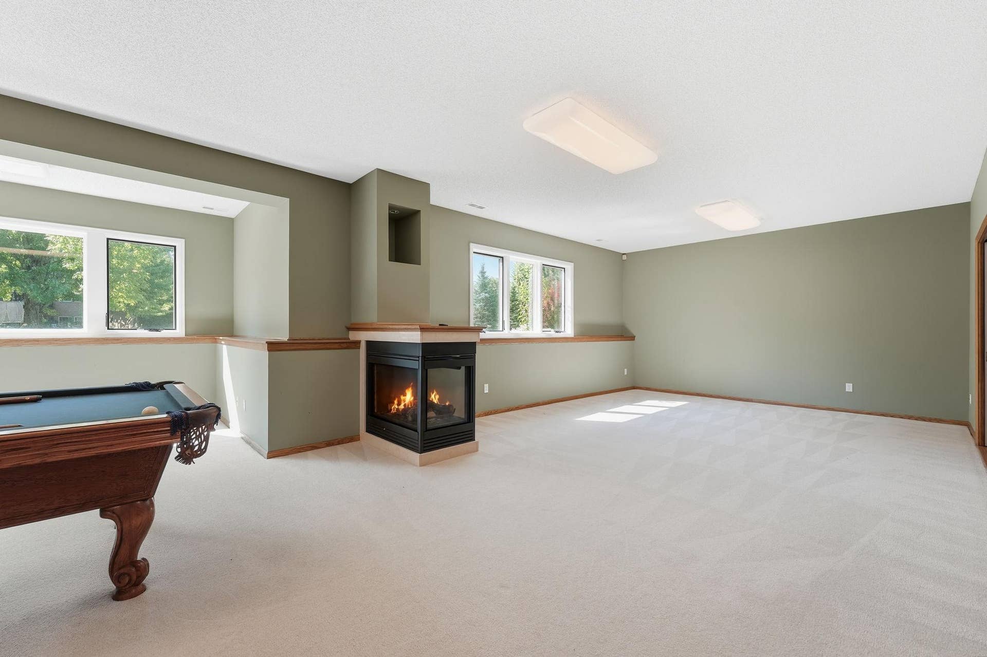 2715 Edgewater Bay, Woodbury, MN 55125 2715 Edgewater Bay, Woodbury, MN 55125