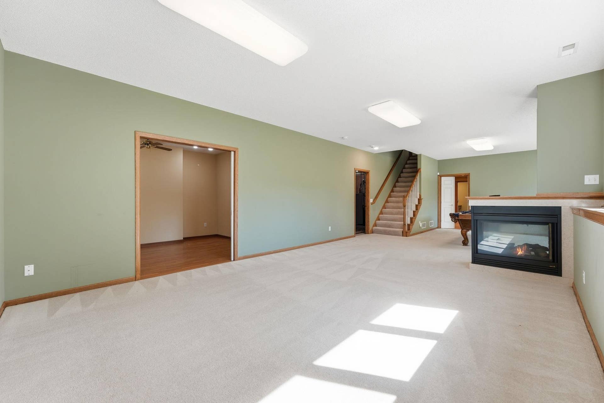2715 Edgewater Bay, Woodbury, MN 55125 2715 Edgewater Bay, Woodbury, MN 55125