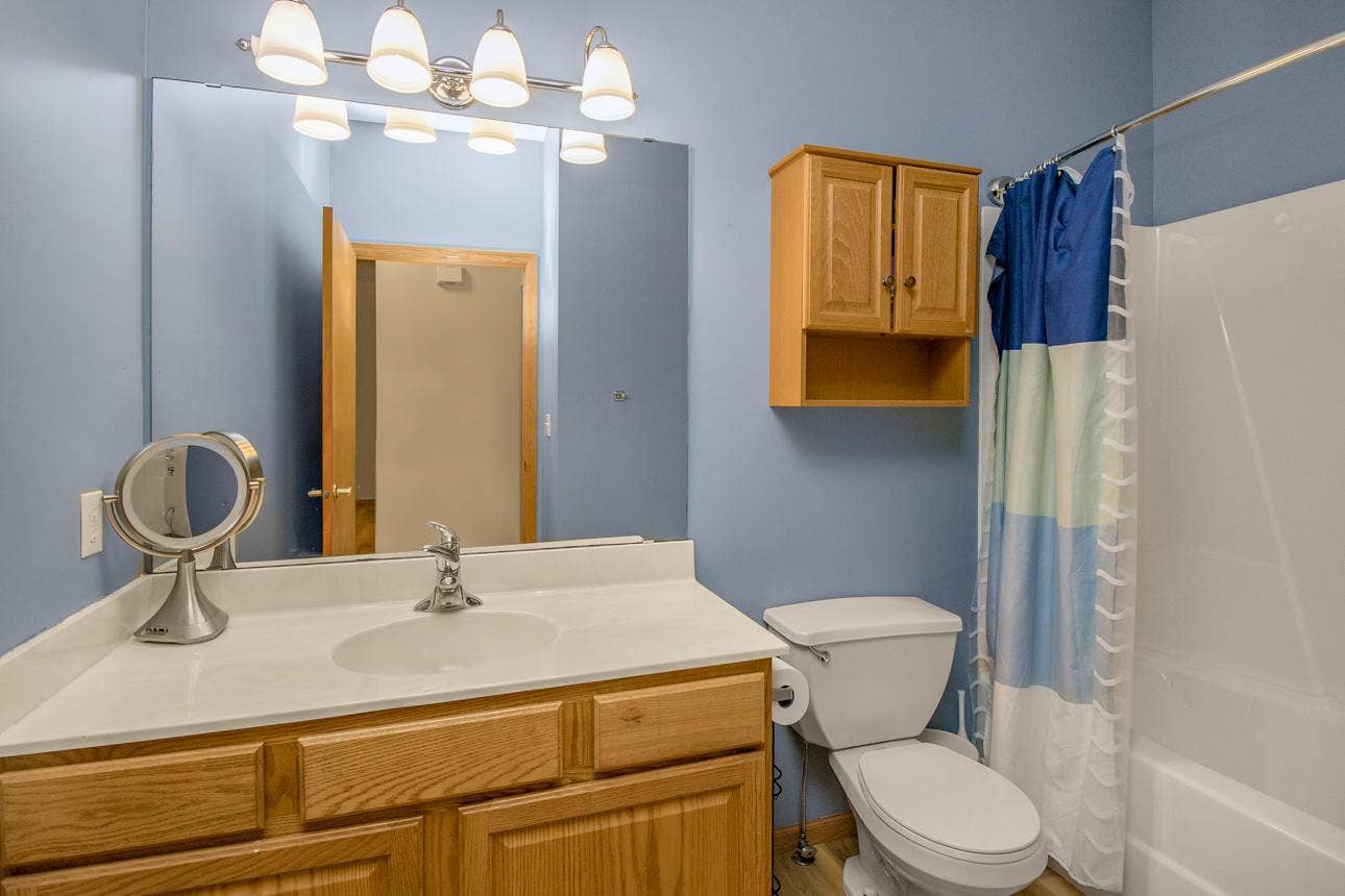 1105 Iris Drive, White Bear Lake, MN 55127 1105 Iris Drive, White Bear Lake, MN 55127