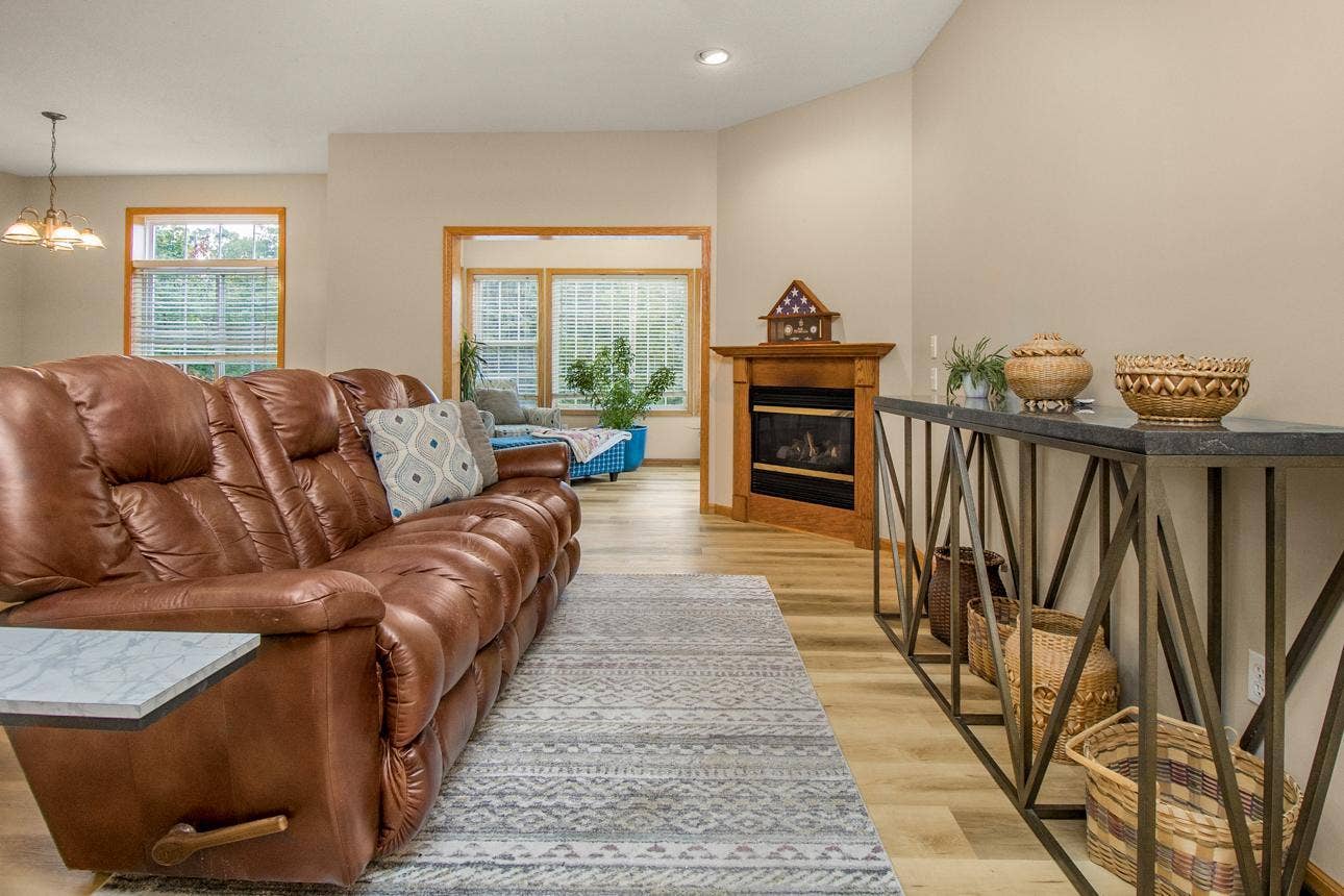 1105 Iris Drive, White Bear Lake, MN 55127 1105 Iris Drive, White Bear Lake, MN 55127