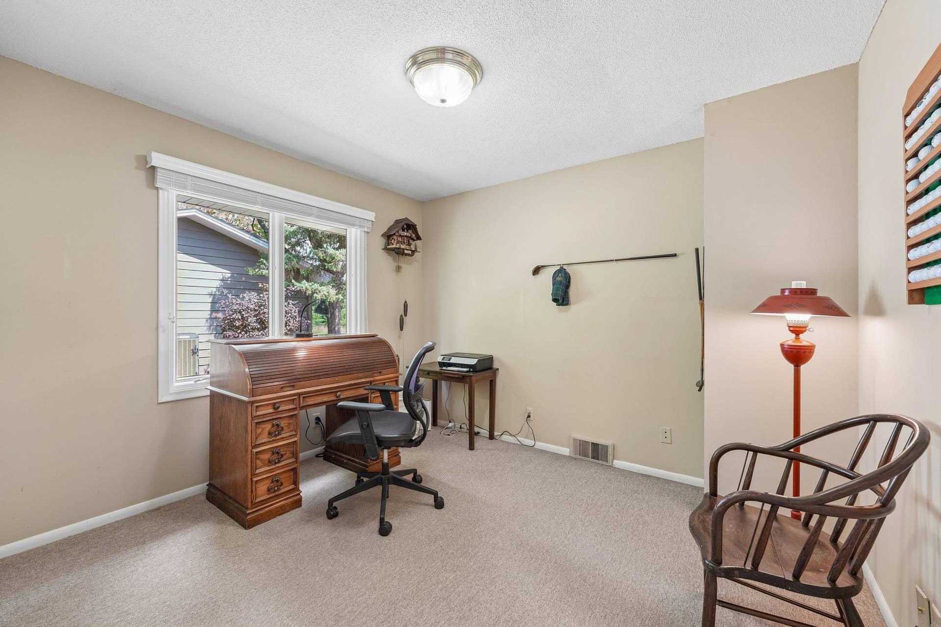 Main floor bedroom or office
