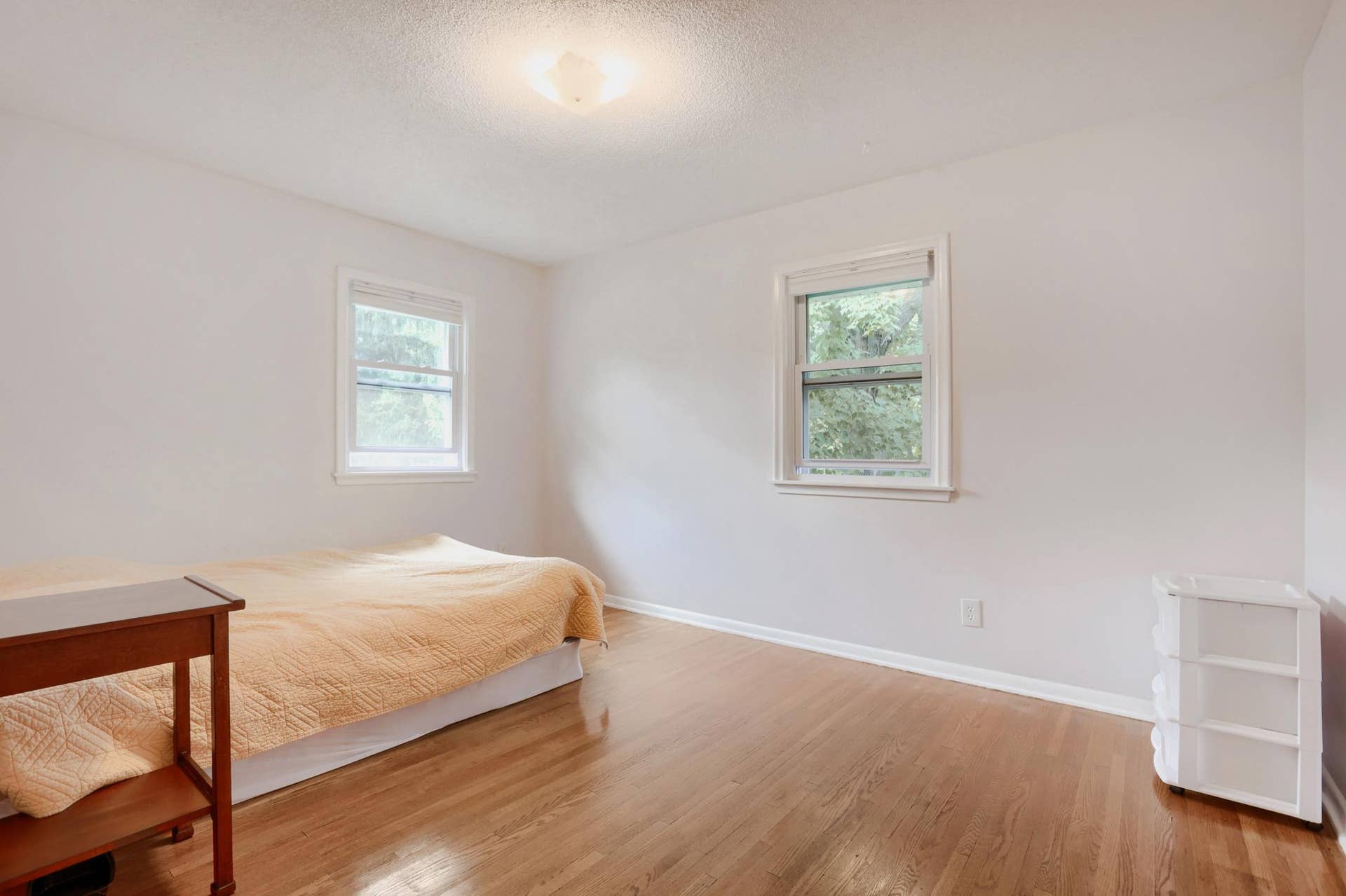 1301 Buchanan Place NE, Columbia Heights, MN 55421 1301 Buchanan Place NE - Print Quality - 024 - 19 Bedroom.jpg