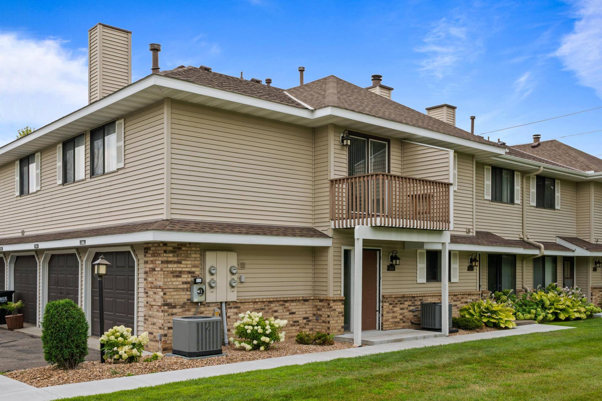 7486 Vinewood Court, Maple Grove, MN 55311 DSC03897.jpg