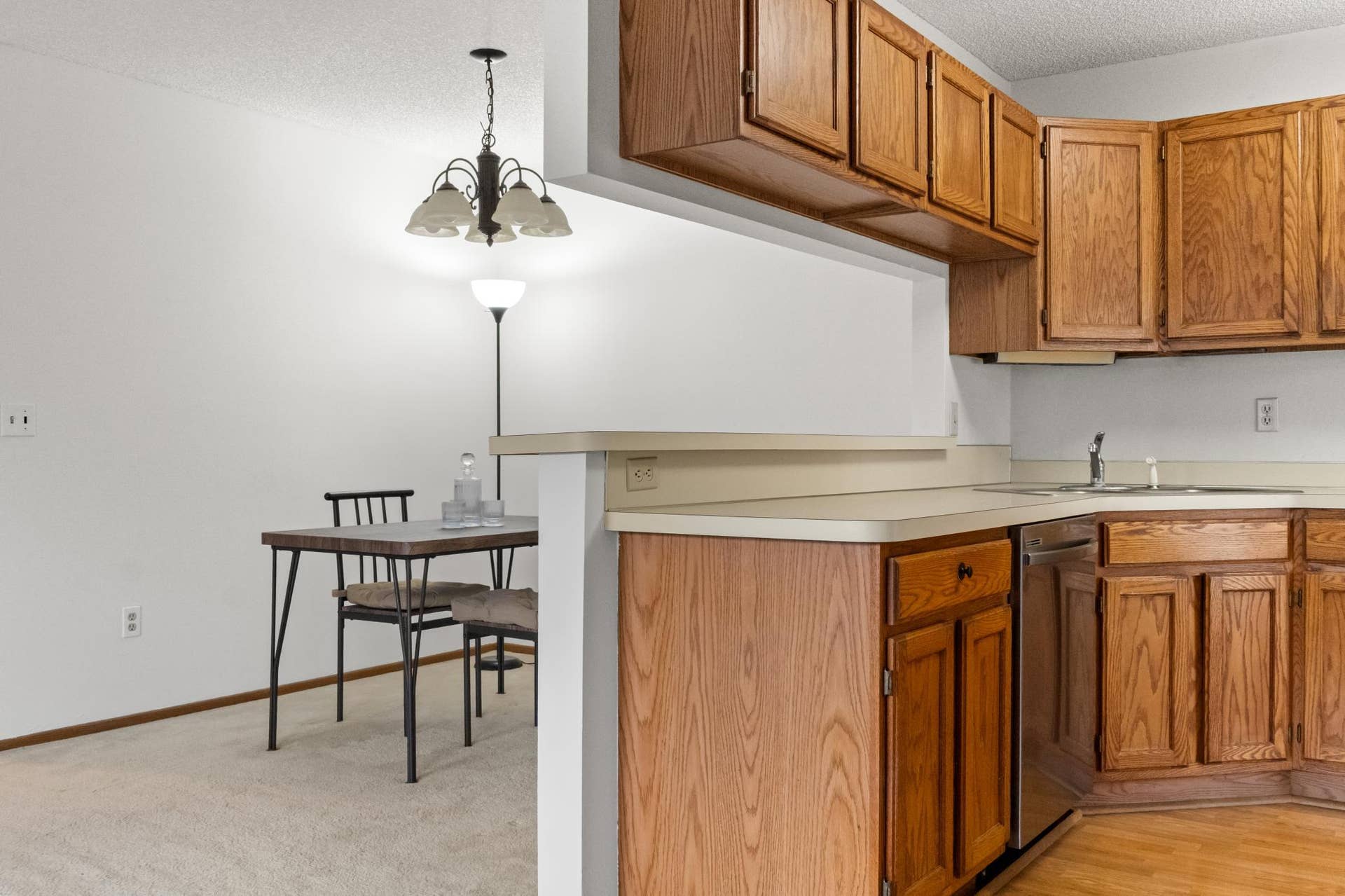 7486 Vinewood Court, Maple Grove, MN 55311 DSC03936.jpg